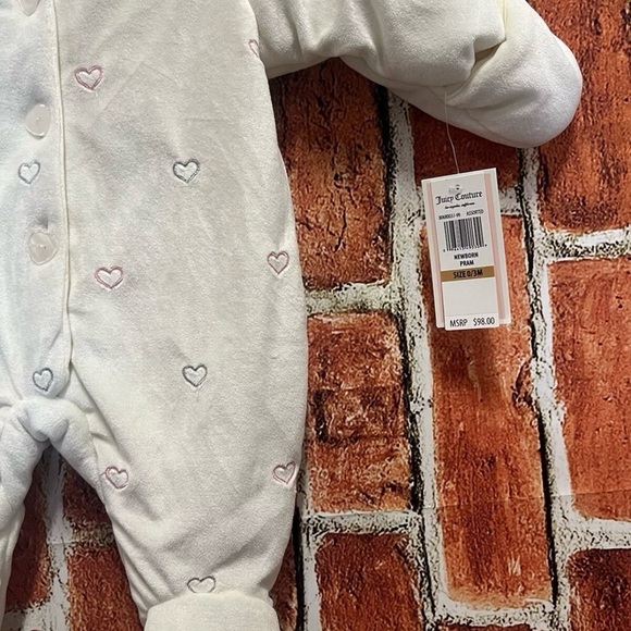 JUICY Couture Sz 0/3 M Plush Sherpa Pram  Jumpsuit New $98 - Picture 3 of 5